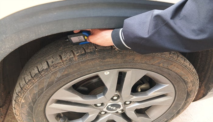 2022 KIA SELTOS HTX IVT 1.5 PETROL, Petrol, Automatic, 41,050 km, tyre