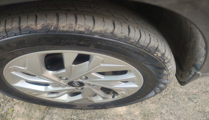 2020 Hyundai Creta SX 1.5 PETROL, Petrol, Manual, 87,518 km, tyre