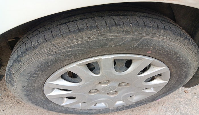 2011 Hyundai i20 MAGNA 1.2, Petrol, Manual, 82,252 km, tyre