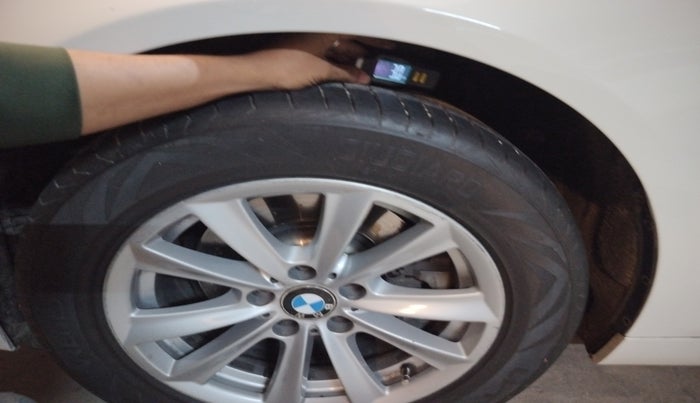 2012 BMW 5 Series 525D, Diesel, Automatic, 1,89,734 km, tyre