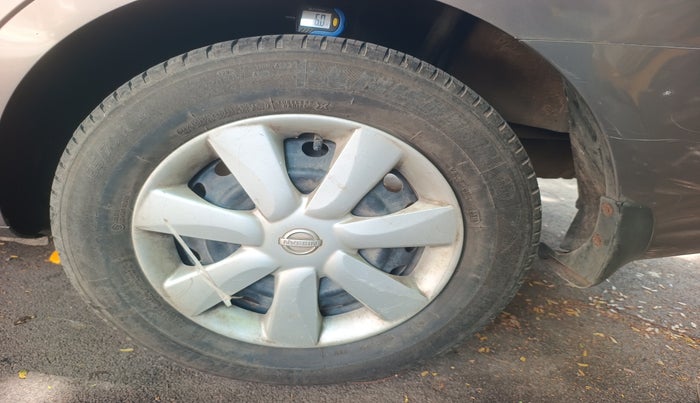 2013 Nissan Sunny XL CVT, Petrol, Automatic, 62,737 km, tyre