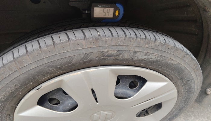 2015 Maruti Wagon R 1.0 VXI, Petrol, Manual, 35,376 km, tyre