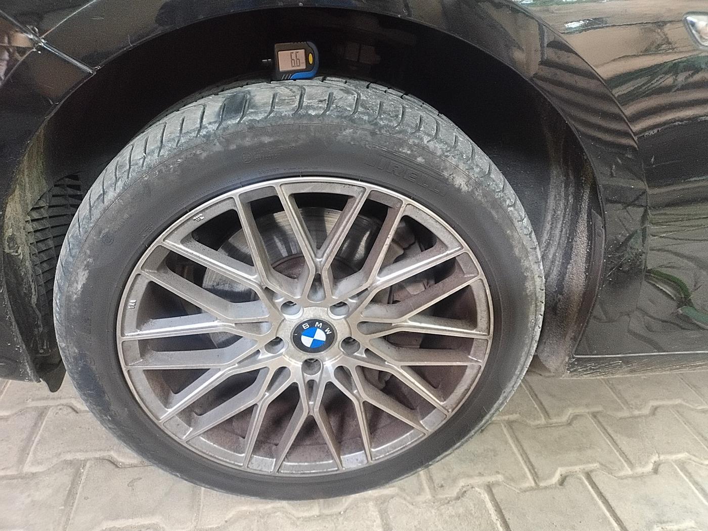 2010 BMW 5 Series 530D 3.0, Diesel, Automatic, 66,513 km, tyre