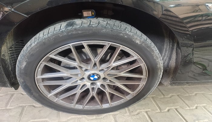 2010 BMW 5 Series 530D 3.0, Diesel, Automatic, 66,513 km, tyre