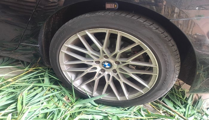2010 BMW 5 Series 530D 3.0, Diesel, Automatic, 66,513 km, tyre