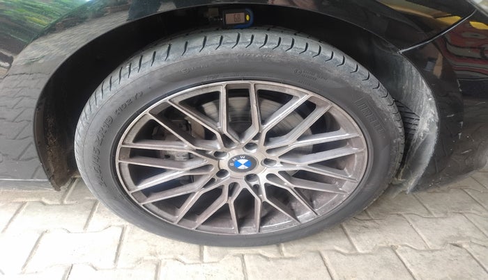 2010 BMW 5 Series 530D 3.0, Diesel, Automatic, 66,513 km, tyre