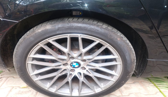 2010 BMW 5 Series 530D 3.0, Diesel, Automatic, 66,513 km, tyre