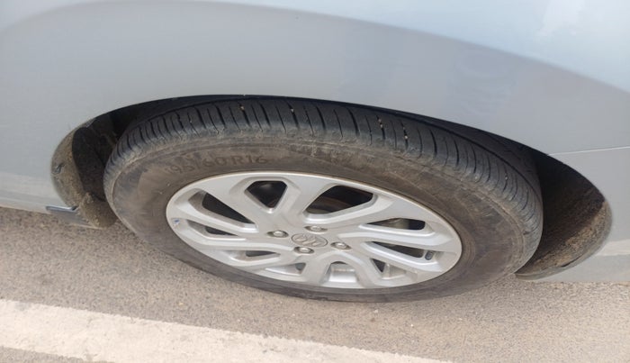 2023 Maruti Baleno ZETA PETROL 1.2, Petrol, Manual, 58,049 km, tyre