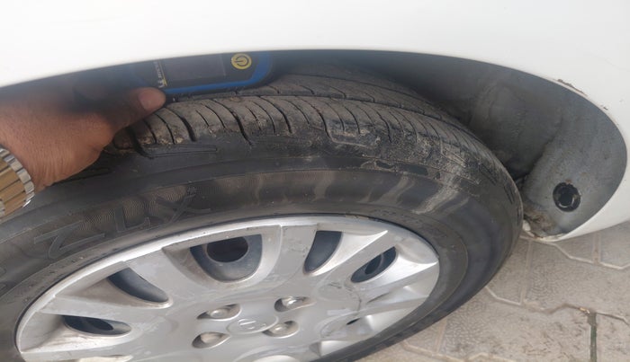 2011 Hyundai i20 MAGNA 1.2, Petrol, Manual, 75,888 km, tyre