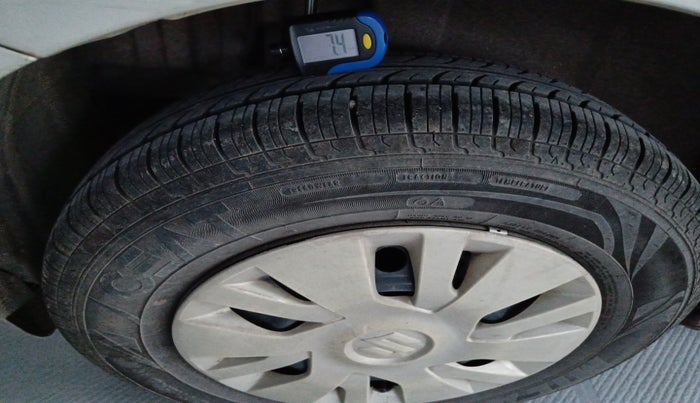 2013 Maruti Swift VXI, Petrol, Manual, 60,705 km, tyre