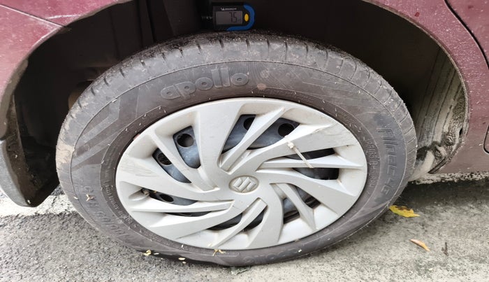2021 Maruti Ertiga VXI CNG, Petrol, Manual, 1,32,405 km, tyre
