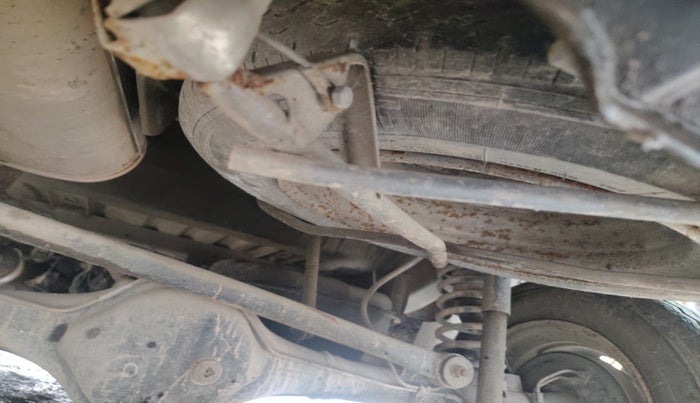 2018 Maruti Eeco 5 STR WITH A/C+HTR, Petrol, Manual, 2,32,778 km, tyre