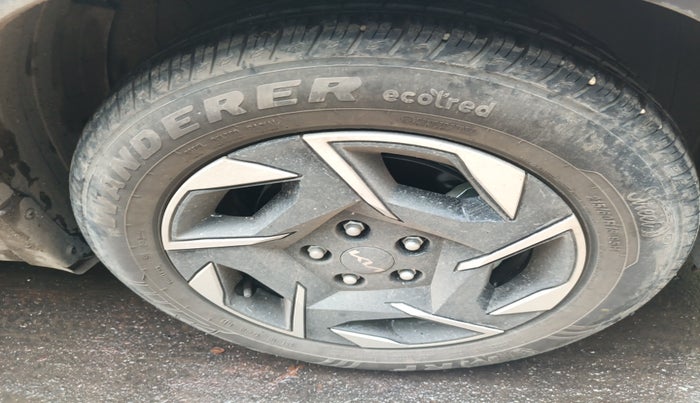 2025 KIA SONET HTK (O) 1.2 Petrol MT, Petrol, Manual, 832 km, tyre