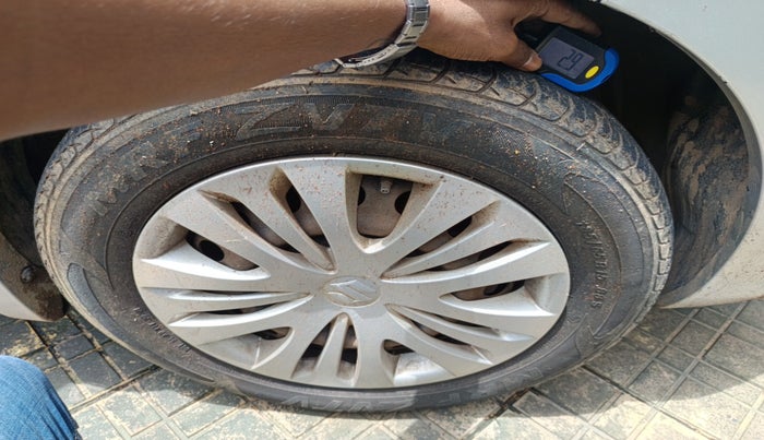 2014 Maruti Ertiga VXI, Petrol, Manual, 21,169 km, tyre