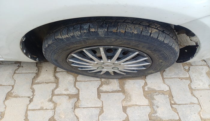 2013 Maruti Swift Dzire VDI, Diesel, Manual, 97,680 km, tyre