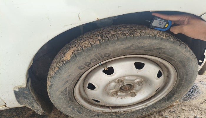 2011 Maruti Zen Estilo VXI, Petrol, Manual, 2,16,427 km, tyre