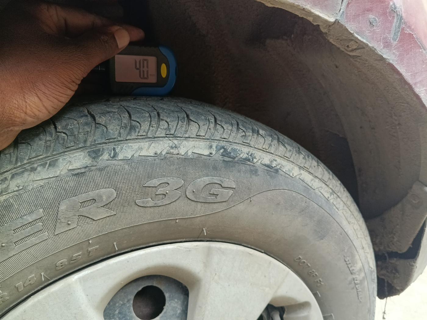 2010 Maruti Ritz VXI, Petrol, Manual, 59,865 km, tyre