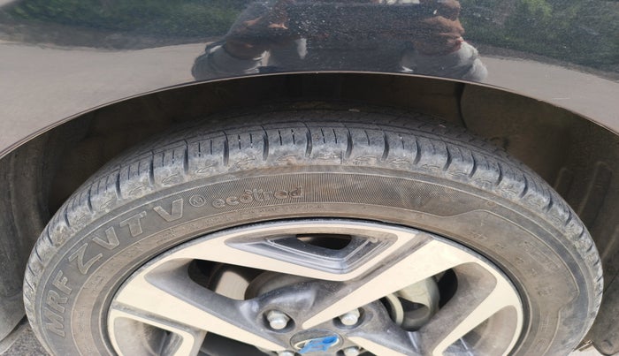 2023 Hyundai AURA SX 1.2 (O), Petrol, Manual, 17,819 km, tyre