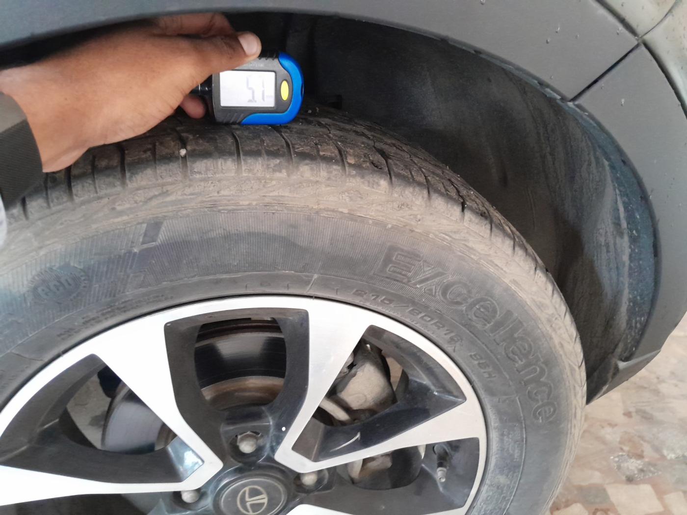 2021 Tata NEXON XZA PLUS SUNROOF DIESEL, Diesel, Automatic, 50,194 km, tyre