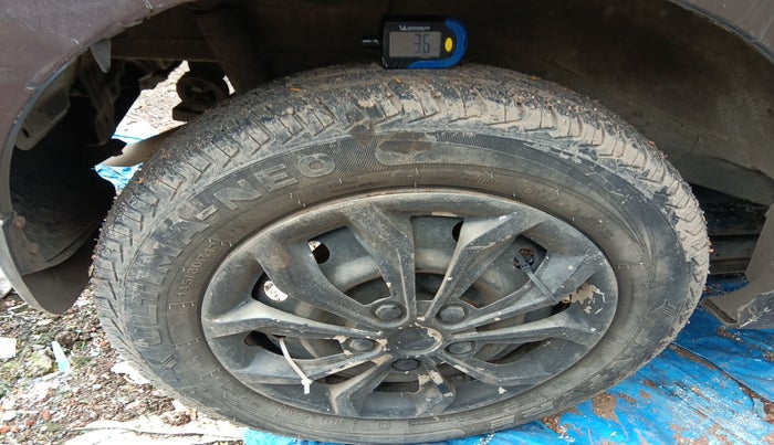 2013 Maruti Wagon R 1.0 LXI CNG, Petrol, Manual, 85,807 km, tyre