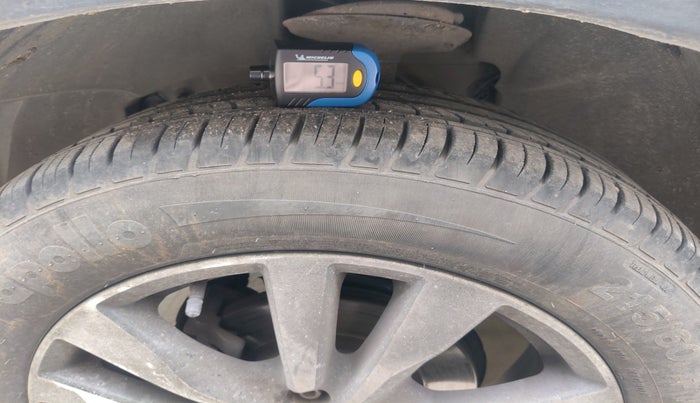 2022 Nissan Kicks XV 1.5, Petrol, Manual, 26,407 km, tyre