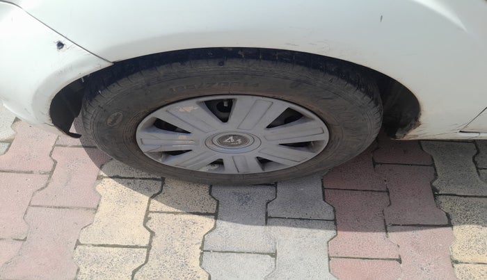 2010 Ford Figo TITANIUM 1.4 DIESEL, Diesel, Manual, 13,448 km, tyre