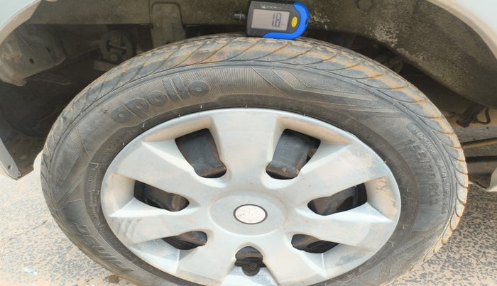 2012 Maruti Alto K10 VXI, Petrol, Manual, 98,046 km, tyre