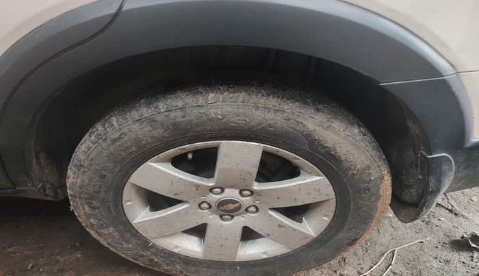 2010 Chevrolet Captiva LTZ AWD AT, Diesel, Automatic, 1,46,514 km, tyre