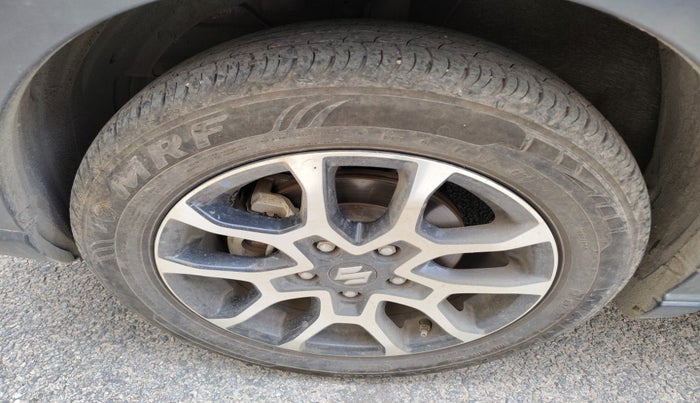 2024 Maruti XL6 ALPHA PLUS  AT DUAL TONE, Petrol, Automatic, 11,963 km, tyre