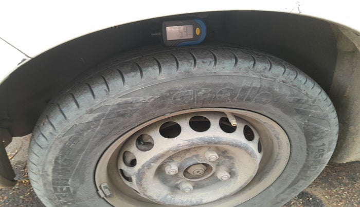 2016 Maruti Alto 800 LXI, Petrol, Manual, 1,58,395 km, tyre
