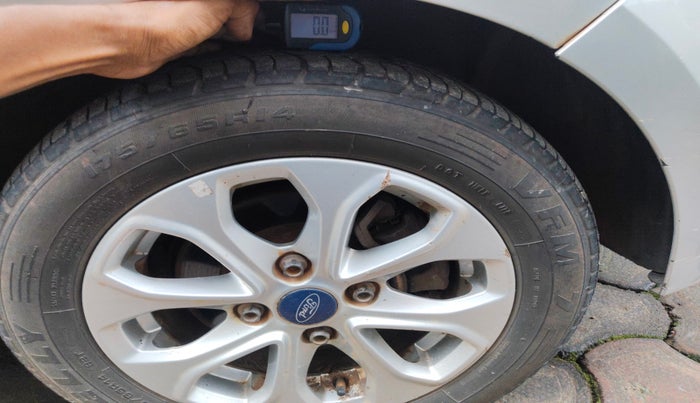 2018 Ford Figo Aspire TITANIUM 1.2 PETROL, Petrol, Manual, 1,19,430 km, tyre