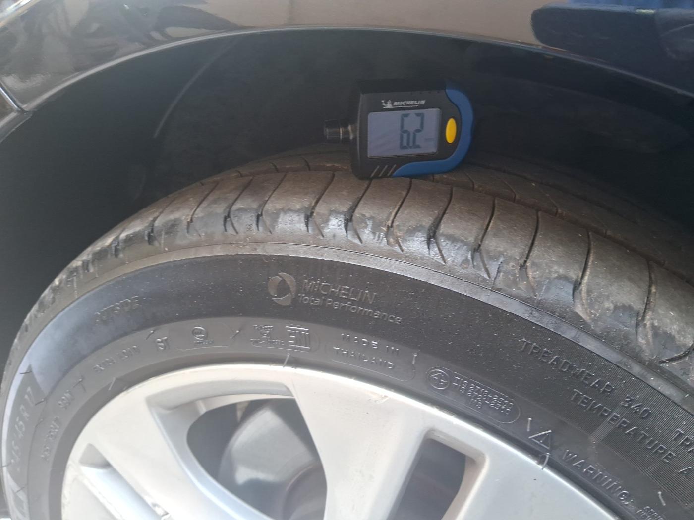 2013 Mercedes Benz E Class E 250 CDI AVANTGARDE, Diesel, Automatic, 87,010 km, tyre