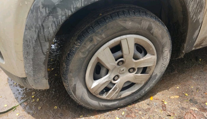 2018 Renault Kwid RXT 0.8, Petrol, Manual, 70,245 km, tyre