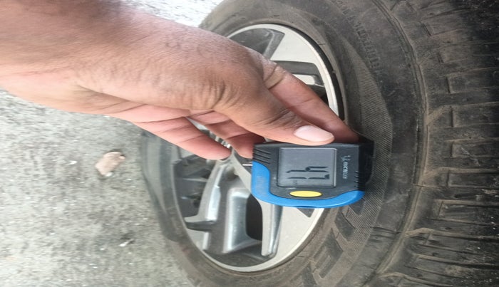 2019 Hyundai Creta SX (O) 1.6 PETROL, Petrol, Manual, 27,332 km, tyre