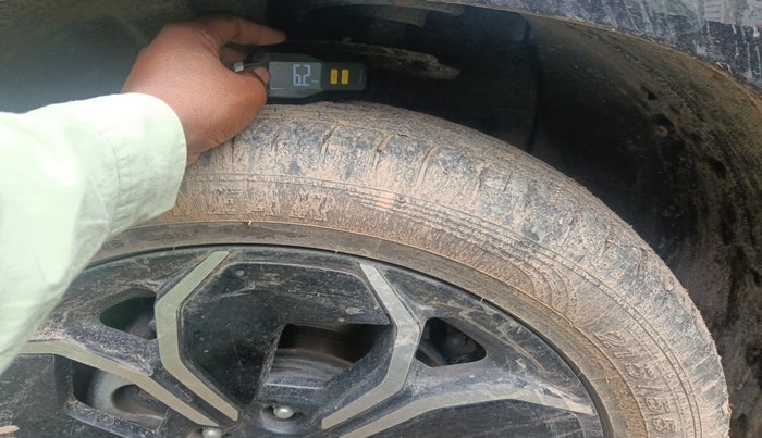 2024 Tata Curvv Accomplished S 1.2 Petrol 6MT, Petrol, Manual, 5,507 km, tyre