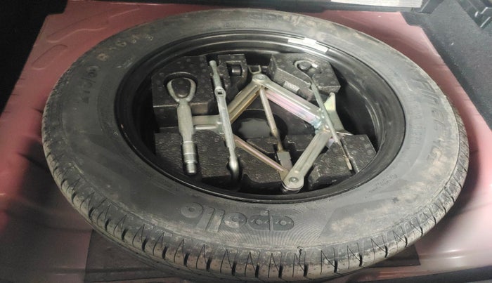 2022 MG ASTOR SAVVY 1.3 TURBO AT S RED, Petrol, Automatic, 51,843 km, tyre