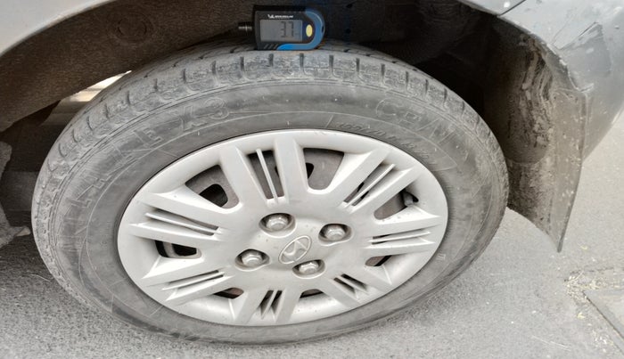 2010 Hyundai Santro Xing GLS, Petrol, Manual, 60,762 km, tyre