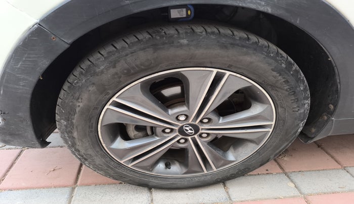 2016 Hyundai Creta SX PLUS 1.6 DIESEL, Diesel, Manual, 1,18,648 km, tyre