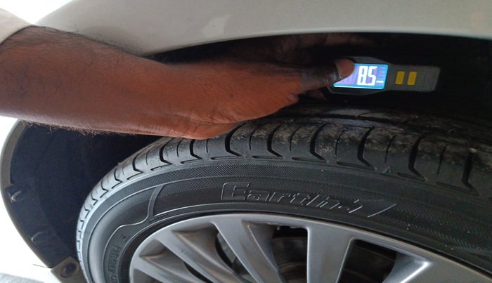 2016 Maruti Ciaz ZXI+, Petrol, Manual, 92,337 km, tyre