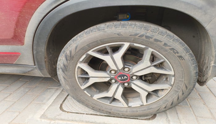 2020 KIA SELTOS GTX PLUS AT 1.5 DIESEL, Diesel, Automatic, 1,51,771 km, tyre