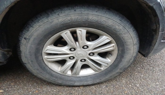 2013 Ssangyong Rexton RX7, Diesel, Automatic, 85,008 km, tyre