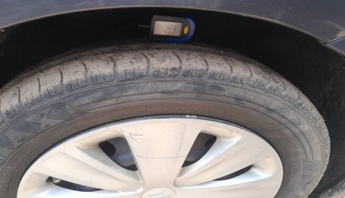 2016 Maruti Ertiga VXI ABS, Petrol, Manual, 1,27,468 km, tyre
