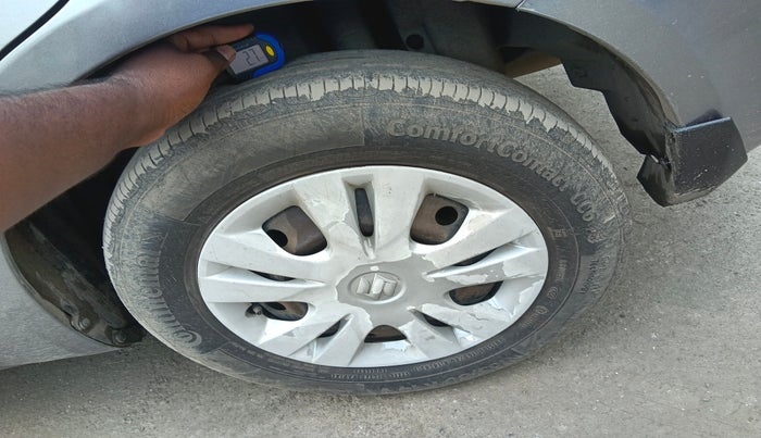 2014 Maruti Swift Dzire VDI, Diesel, Manual, 1,73,347 km, tyre