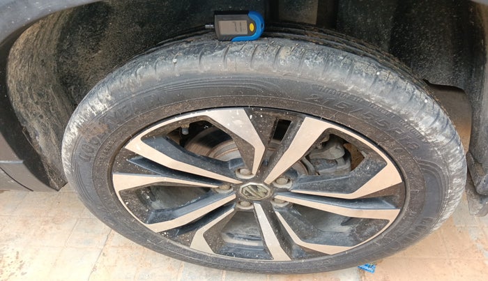 2023 MG HECTOR PLUS SAVVY PRO 1.5 TURBO CVT 6 STR, Petrol, Automatic, 9,207 km, tyre