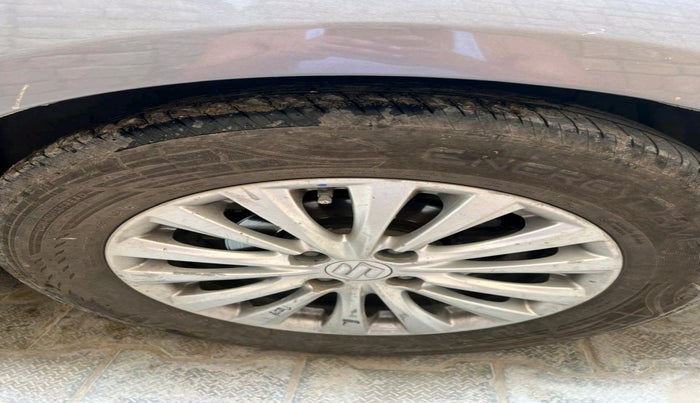 2014 Maruti Ciaz ZDI, Diesel, Manual, 93,055 km, tyre