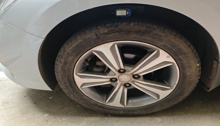 2018 Hyundai Verna 1.6 VTVT SX (O) AT, Petrol, Automatic, 49,497 km, tyre