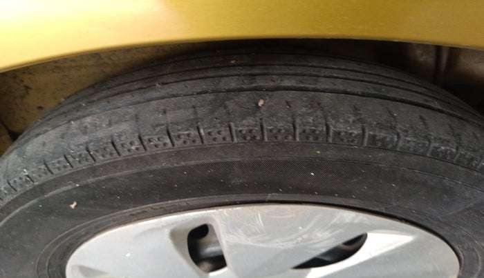 2014 Maruti Celerio VXI AMT, Petrol, Automatic, 5,816 km, tyre