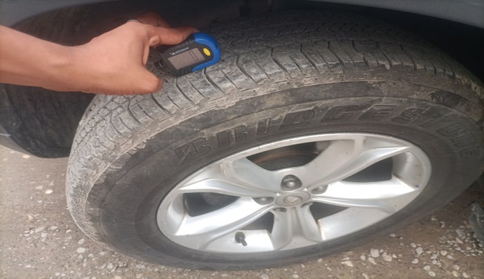 2019 Tata Harrier XZ 2.0L, Diesel, Manual, 1,63,819 km, tyre