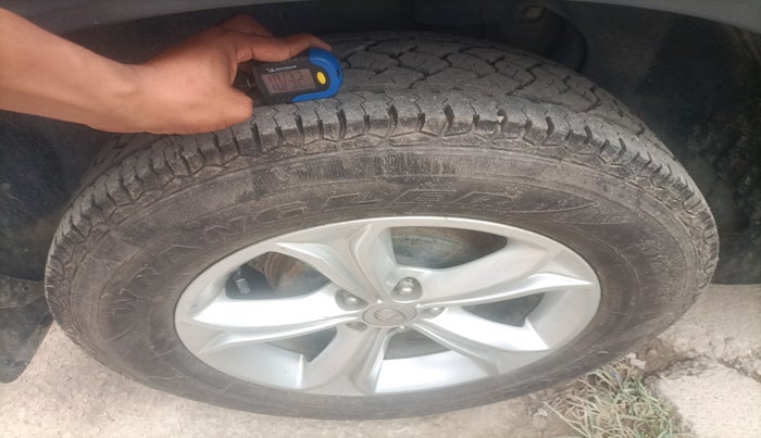 2019 Tata Harrier XZ 2.0L, Diesel, Manual, 1,63,819 km, tyre