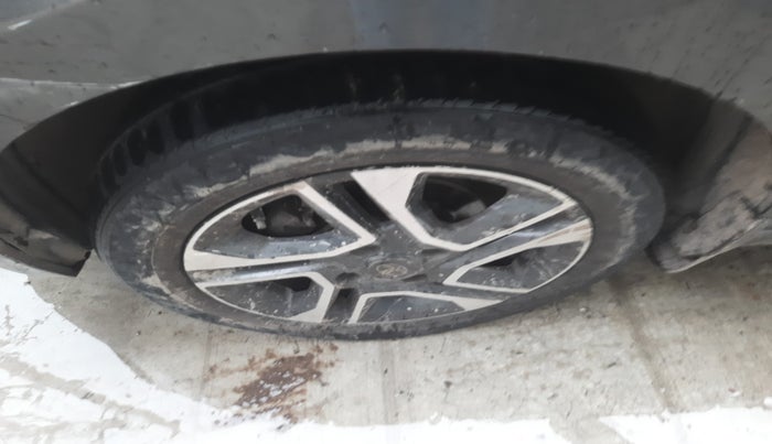 2020 Tata TIGOR XZ PLUS PETROL, Petrol, Manual, 1,02,946 km, tyre